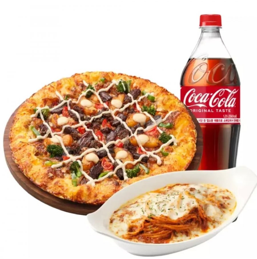 Pizza Hut Truffle Steak Gnocchi Cheddar Gold Edge L + Pasta phô mai đậm đà + Cola 1.25L