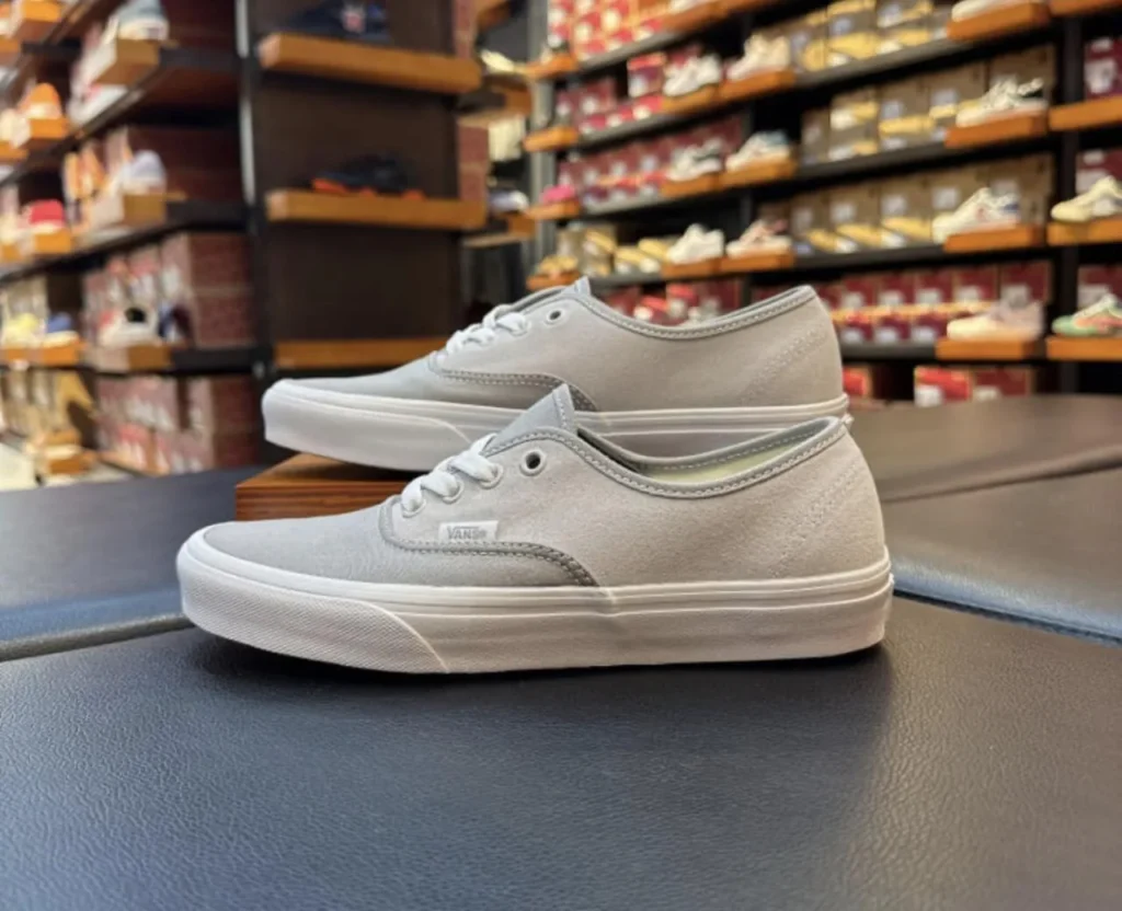 Giày Vans Authentic Unisex Canvas Da Lộn Màu Xám