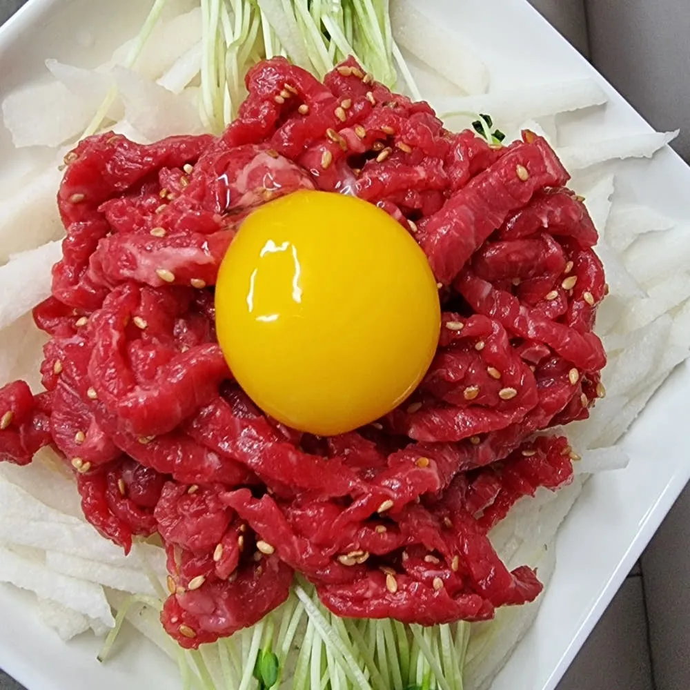 Thịt Bò Tuyệt Đẹp 1++ Yukhoe 200g x 2 gói