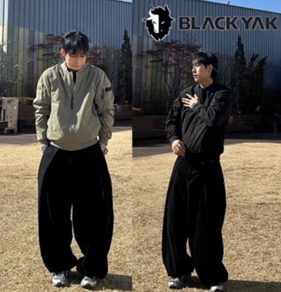 Áo khoác bỏ túi blouson hàng không xuyên mùa màu đen Yak