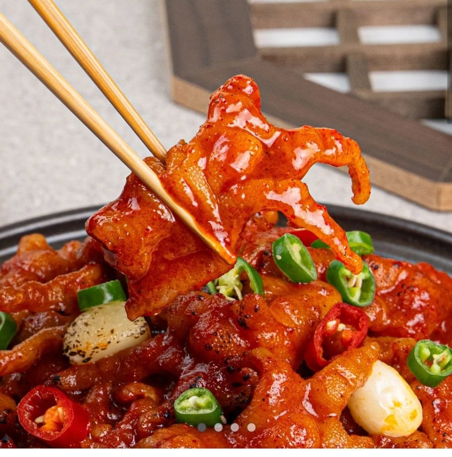 Chân gà rút xương nội địa 300g 2 gói