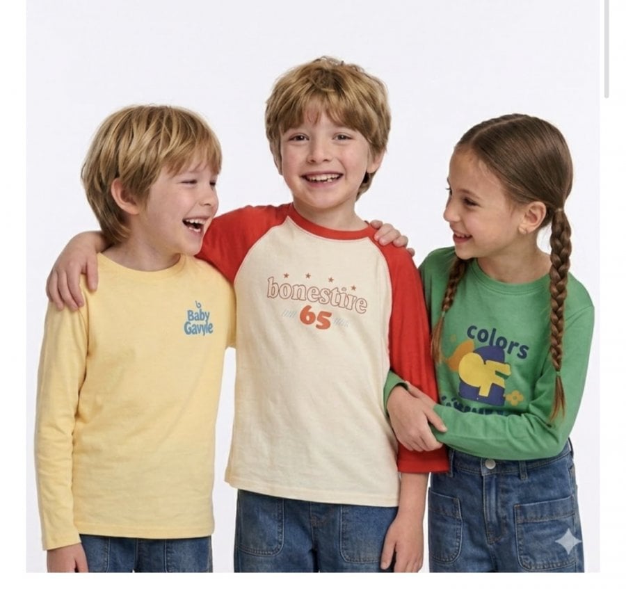 Triển lãm bộ sưu tập áo thun đơn dành cho trẻ em Benetton