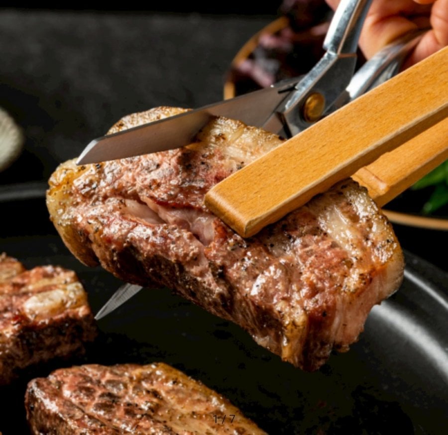 Thịt ba chỉ Locos Chobeol 570g