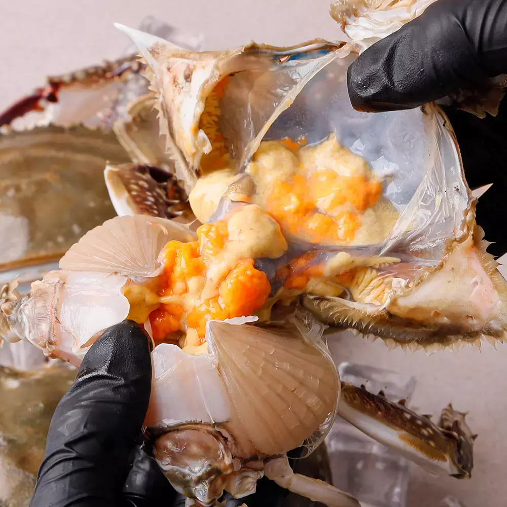 Cua cái sống biển Tây 1kg