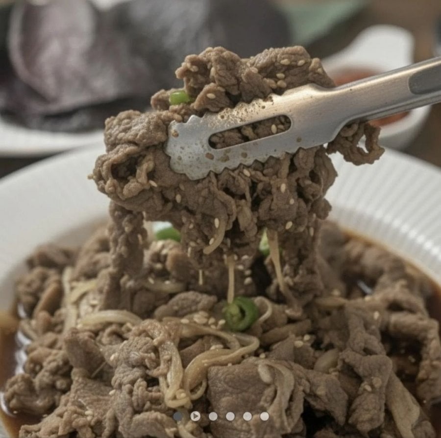 Nước tương Bulgogi 1 gói + tương ớt đỏ 1 gói 300g+300g