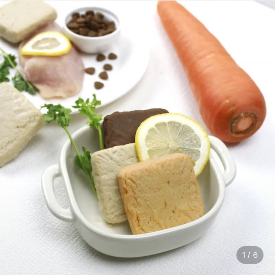 Thức ăn cho chó terrine ức gà táo bạo 50g x 10