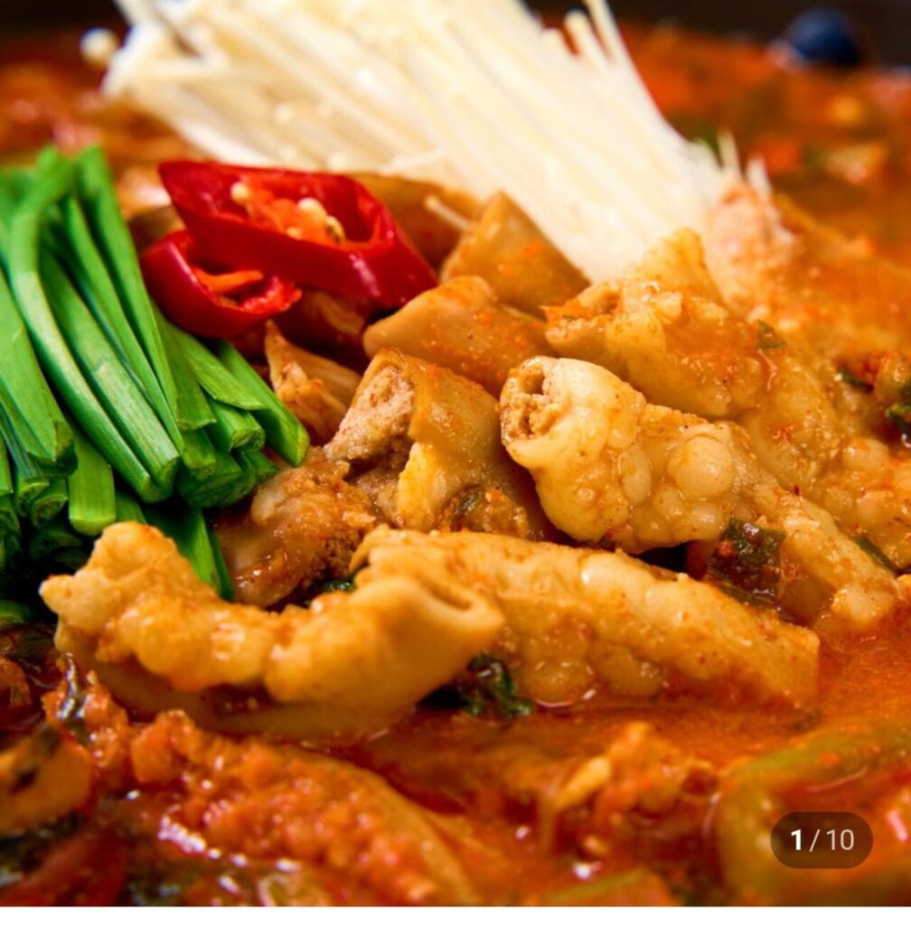 Lẩu lòng bò 1kg + Lẩu bò Hàn Quốc Daechang 1kg + Lòng bò 160g