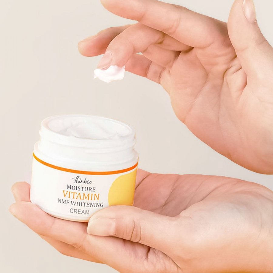 Kem Dưỡng Trắng Da Moisture Vitamin NMF 50ml